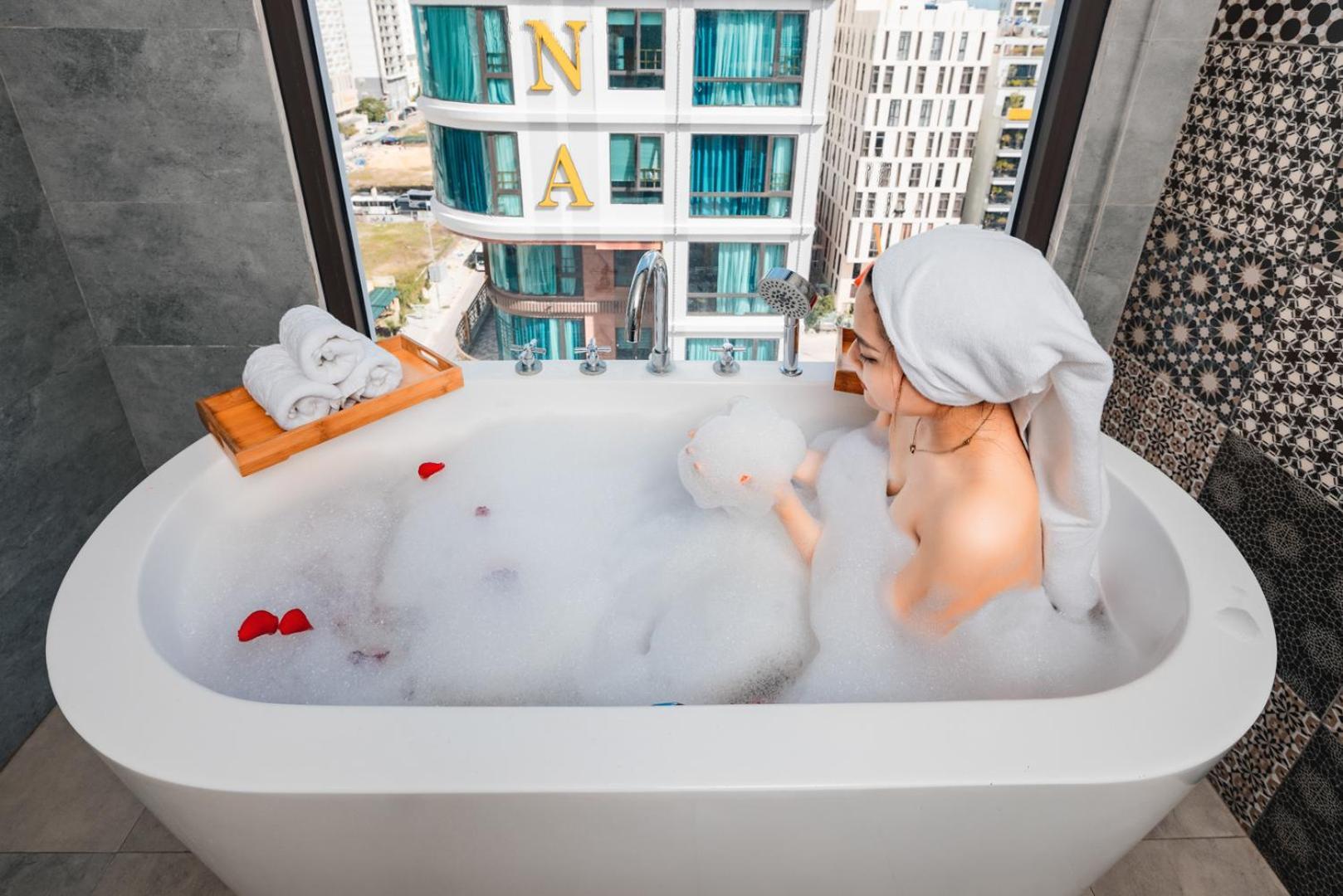 Minh Chau Premium Hotel Danang Εξωτερικό φωτογραφία