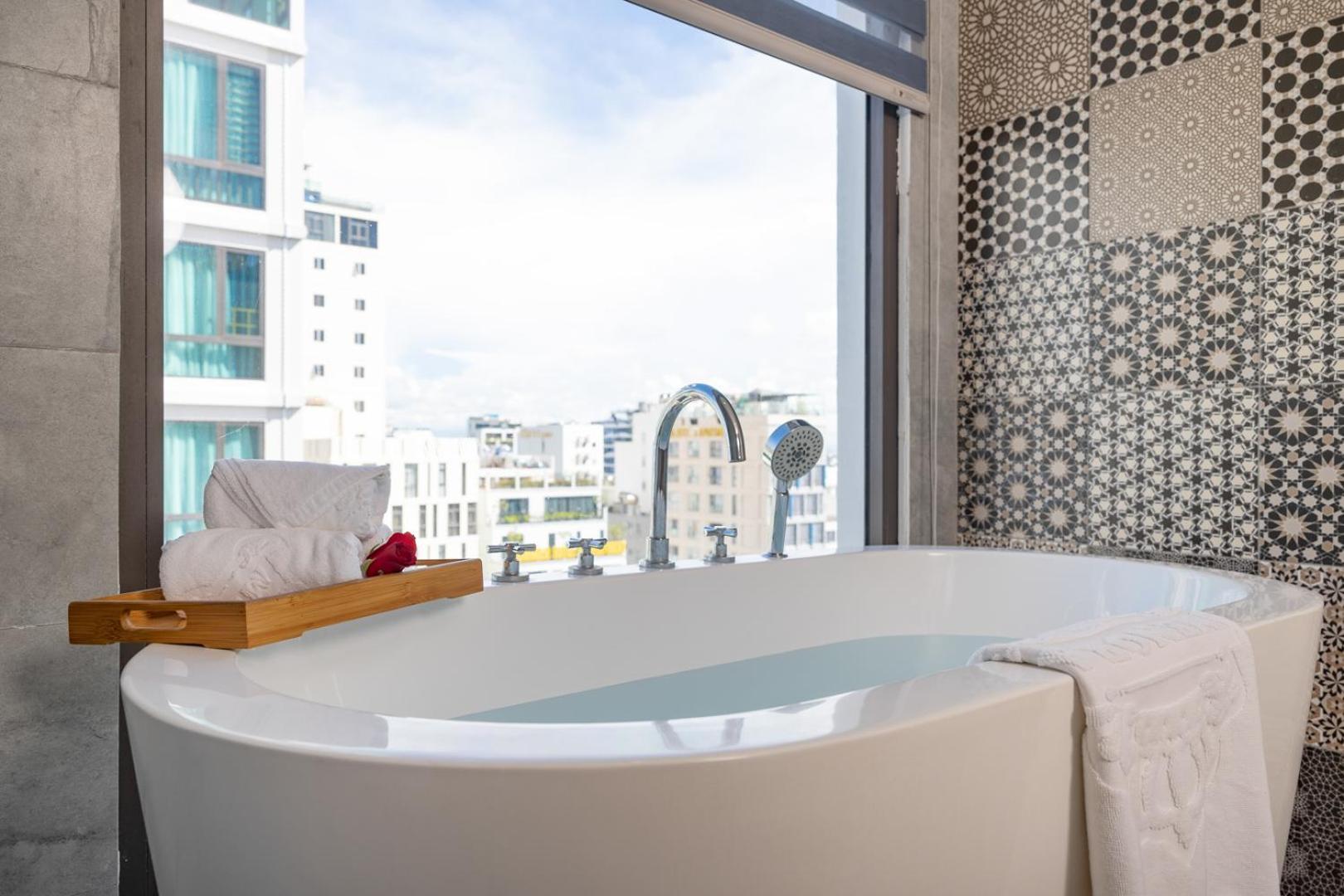 Minh Chau Premium Hotel Danang Εξωτερικό φωτογραφία